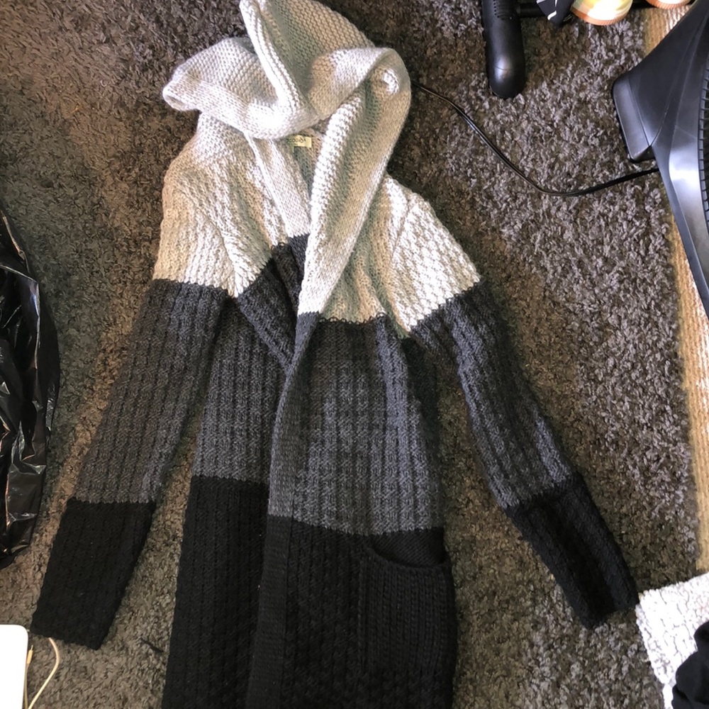 Thick knit cardigan